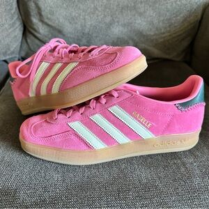 Adidas Gazelle Pink Sneakers